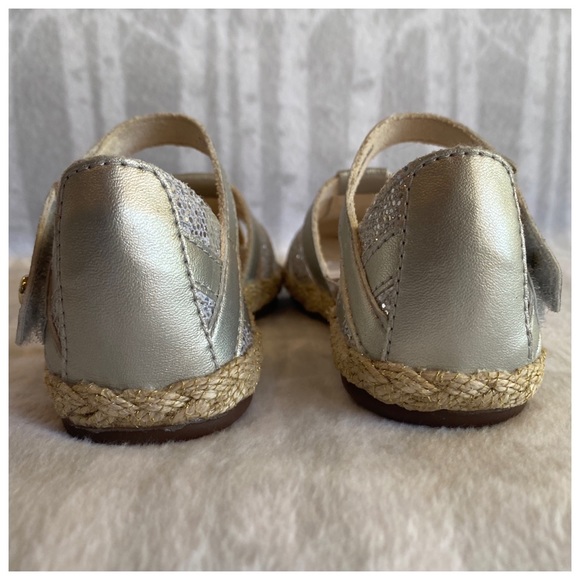 UGG espadrille sandals - Picture 5 of 8